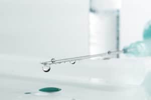 Leczenie-nadpotliwosci-toksyna-botulinowa-rosamed-clinic