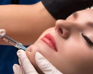 Zabieg wolumetrii brody, czyli modelowanie brody w RosaMed Clinic Warszawa