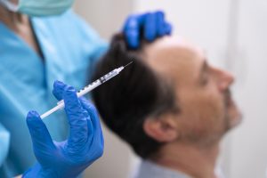 Jakie zabiegi kosmetyczne dla mężczyzn na twarz i ciało warto wybrać w RosaMed Clinic Warszawa
